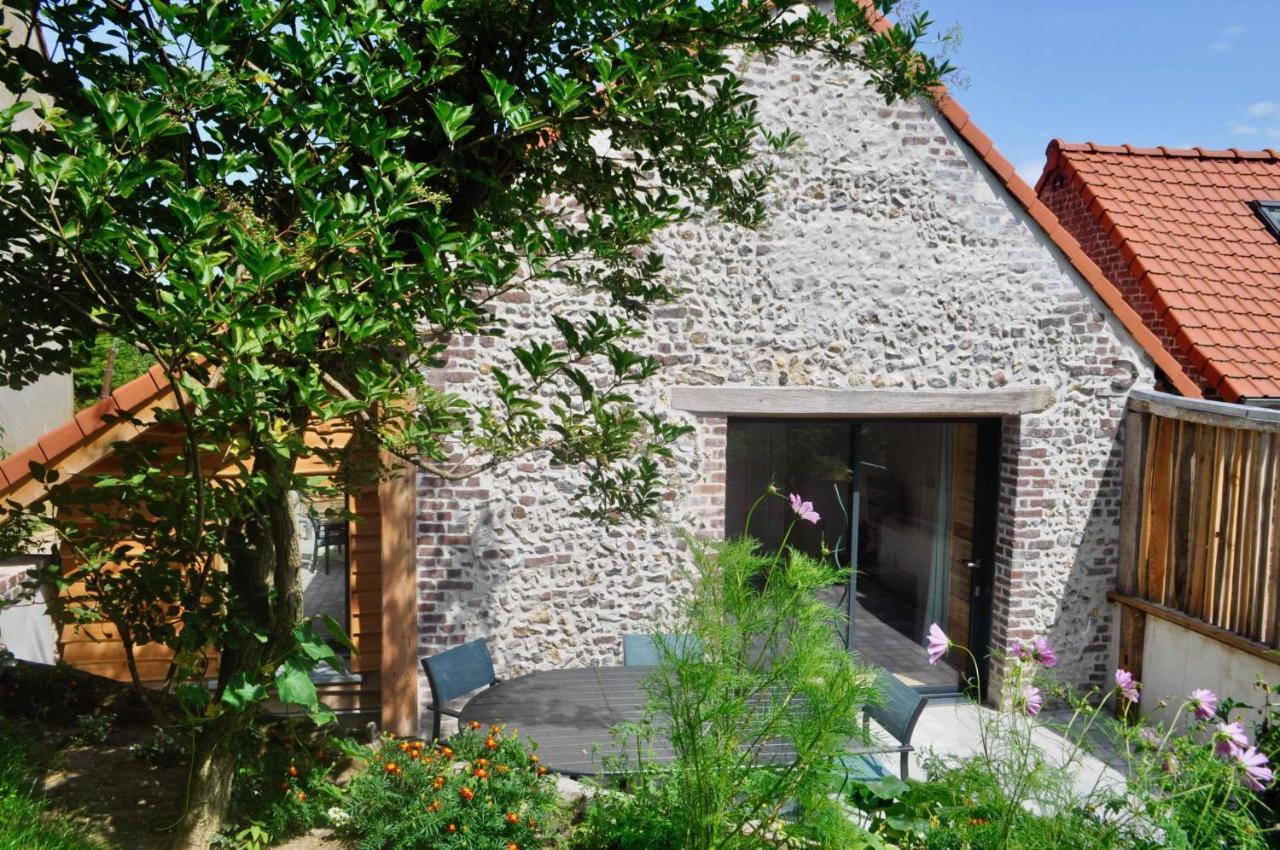 Bed and Breakfast Les Bobos à la ferme à La Madelaine-sous-Montreuil Extérieur photo