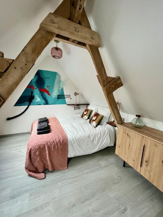 Bed and Breakfast Les Bobos à la ferme à La Madelaine-sous-Montreuil Extérieur photo