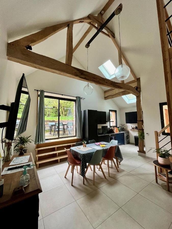 Bed and Breakfast Les Bobos à la ferme à La Madelaine-sous-Montreuil Extérieur photo